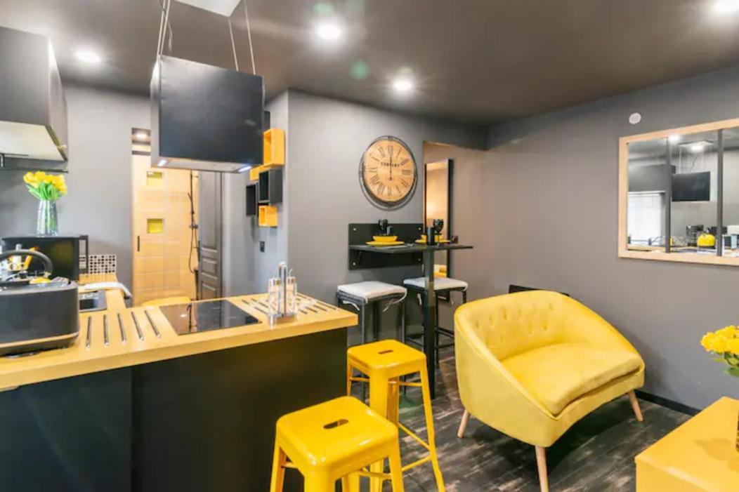 Black & Y'Hello T2 : Wifi/Parking/ 5' Centre-Ville 앙굴렘 외부 사진